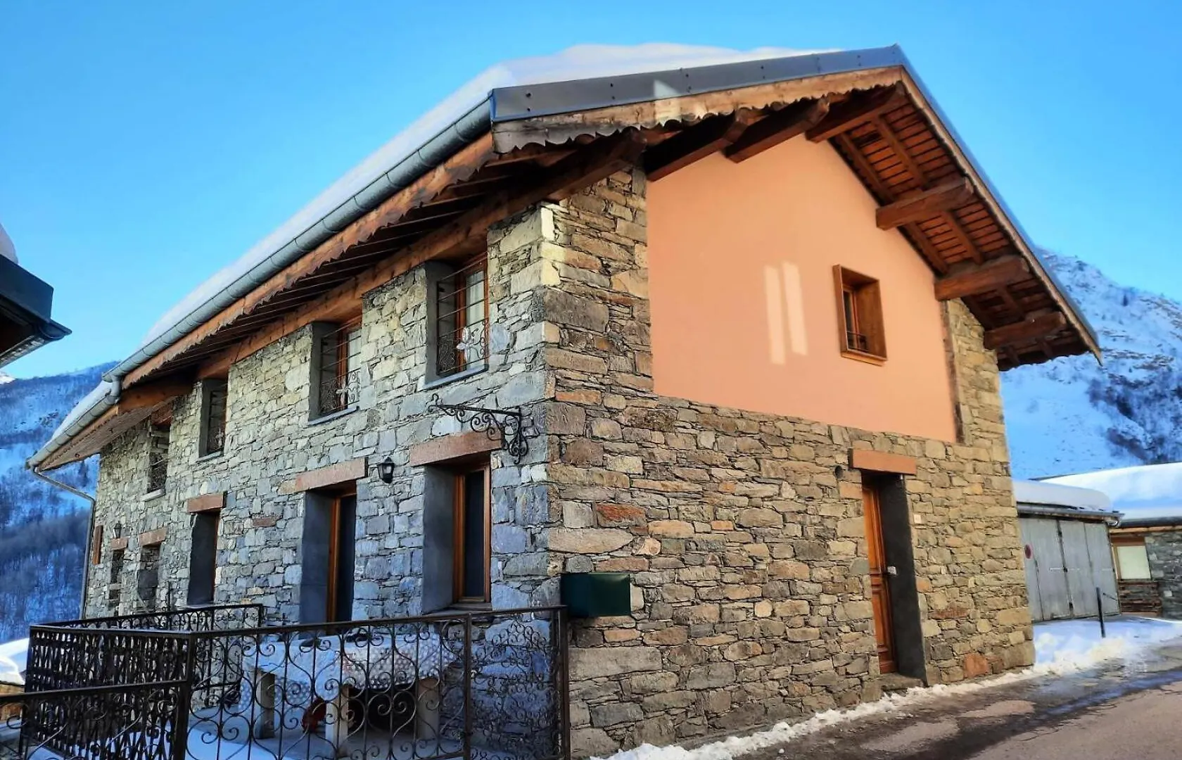 Chalet Barthelemy - Petit Cocon Authentique Dans Les 3 Vallees Mae-4204 Saint-Martin-de-Belleville 0*,  France
